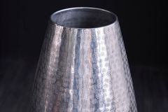 Elegante Vase ORIENT 50cm silber im Grid Hammerschlag Design