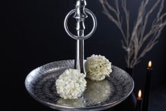 Elegante Etagere ORIENT 65cm silber im Wild Hammerschlag Design mit drei Etagen