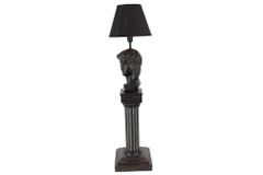 Handgefertigte Tischlampe DAVID 70cm schwarz mit Büste Stoffschirm