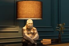 Handmade Tischlampe KONG 60cm silber Metall Affe Gorilla Dekoleuchte schwarzer Lampenschirm