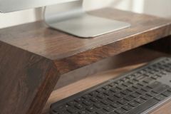 Massiver Monitorständer GATSBY 50cm braun Mangoholz Bildschirmständer Erhöhung