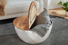 Runder Couchtisch ORIENT STORAGE 60cm silber Akazienholz mit Stauraum Hammerschlag handmade