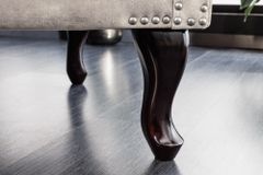 Design Ohrensessel CHESTERFIELD 105cm champagner beige Samt silber Ziernieten