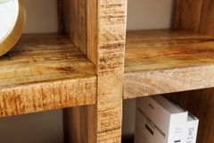 Massives Regal IRON CRAFT 160cm natur Mangoholz Bücherregal sechzehn Fächer