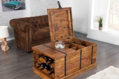 Massivholz Couchtisch BODEGA 100cm braun Sheesham stone finish Truhe Stauraum Weinregal
