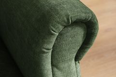 Schlafsofa MAISON BELLE AFFAIRE 220cm moosgrün Vogue Seiden Samtstoff 3-Sitzer