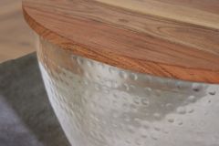 Runder Couchtisch ORIENT STORAGE 60cm silber Akazienholz mit Stauraum Hammerschlag handmade