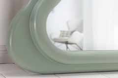 Design Wandspiegel CURVY 160cm salbeigrün