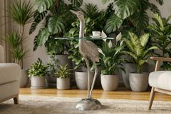 Runder Beistelltisch WILDLIFE HERON 90cm silber Metall Glas Fischreiher Skulptur handmade