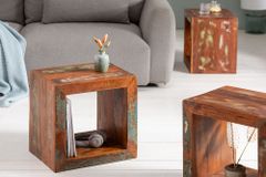 Massiver Beistelltisch JAKARTA 45cm bunt Cube aus recyceltem Holz Regal