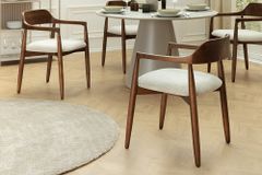 Design Armlehnen-Stuhl KENNEDY braun smoke creme aus recycelter Pinie mit Polstersitz