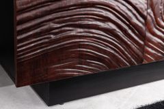 Massives Sideboard FLUID 175cm walnuss-braun Akazienholz 3D-Design schwarzer Sockelfuß