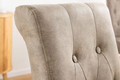 Design Stuhl CASA taupe Microfaser mit Zierknöpfen Massivholzbeine