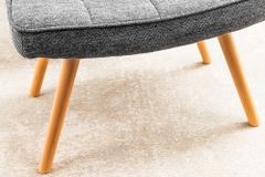 Moderner Hocker SCANDINAVIA grau Strukturstoff Massivholz-Beine Fußhocker