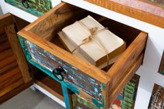 Einzigartiges Sideboard JAKARTA 160cm weiß bunt recyceltes Massivholz aus Fischerbooten