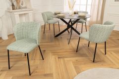 Design Stuhl LYON grün-rosa kariert Bouclé schwarze Metallbeine