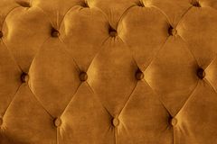 Barock Sofa CHESTERFIELD 205cm senfgelb Samt Federkern Knopfheftung 3-Sitzer Couch