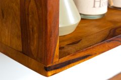 Massives Wandregal 3er Set HEMINGWAY 94cm braun Sheeshamholz stone finish