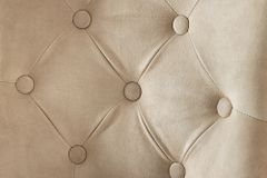 Barock Stuhl CASTLE DELUXE beige Samt gold Edelstahl mit Löwenkopf Ziernieten