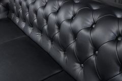Chesterfield 3-Sitzer Sofa 205cm schwarz Nietenbesatz Federkern