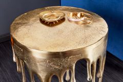 Extravaganter Beistelltisch LIQUID LINE 50cm gold Tropfen-Design Metall Aluminium rund