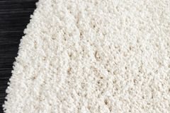 Design Teppich ORGANIC 180x120cm creme Hochflor Indoor-Teppich organische Form