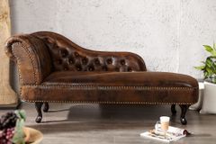 Chesterfield Récamière 170cm antik braun mit Knopfheftung und Nietenbesatz