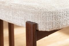 Design Stuhl BELLANO creme beige Chenille Cremona Metallgestell Walnuss