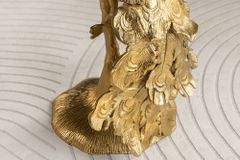 Runder Beistelltisch WILDLIFE PEACOCK 75cm gold antik weiß Metall Marmor Pfauen-Skulptur