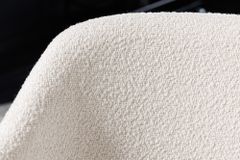 Design Stuhl VOGUE weiß Bouclé goldene Metallbeine