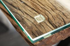 Massivholz Esstisch BARRACUDA 220cm natur Teak schwarz Metall X-Gestell inkl. Glasplatte