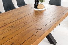 Massivholz Esstisch THOR 300cm vintage braun Pinie recycelt Industrial Design Eisen X-Gestell