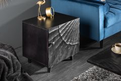 Massiver Nachttisch SCORPION 50cm schwarz Mangoholz Beistelltisch mit 3D Schnitzereien
