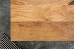 Massives TV-Board LIVING EDGE 160cm Wildeiche geölt Baumkanten Lowboard