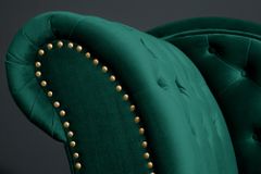 Design Récamière CHESTERFIELD 170cm smaragdgrün Samt Knopfheftung Nietenbesatz