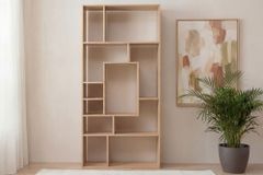 Massives Bücherregal CUBUS 180cm natur Mangoholz cream finish elf Fächer