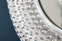 Handgearbeiteter Wandspiegel ORIENT 60cm silber im Hammerschlag Design aus Metall