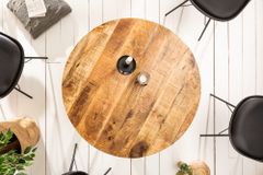 Massiver Esstisch IRON CRAFT 80cm rund natur Mangoholz