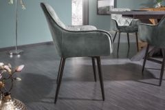 Design Stuhl MILANO grün Samt mit Armlehne Ziersteppung gepolstert schwarze Metallbeine