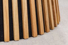 Runder Esstisch VALHALLA WOOD 120cm natur Eichenholz Säulenfuß
