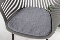 Design Stuhl AIRE grau Kunststoff Stahlgestell Indoor Outdoor inkl. Kissen