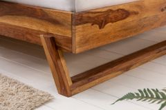 Massives Baumstamm Bett AMAZONAS 180x200cm braun Sheeshamholz stone finish