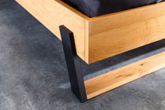 Massivholz Doppelbett AMAZONAS 180x200cm natur Wildeiche Baumkante
