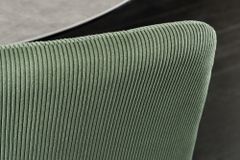Moderner Design Stuhl TRES CHIC grün Cord schwarze Metallbeine Esszimmer