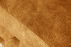 Chesterfield Hocker MODERN BAROCK 90cm senfgelb Samt Sitzhocker Fußhocker