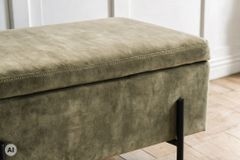 Truhenbank LOFT 100cm grün Samt Sitzbank mit Stauraum schwarz Metall