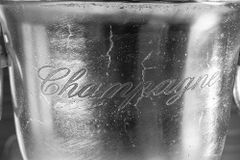 Eleganter Sektkühler CHAMPAGNE 40cm silber Flaschenkühler