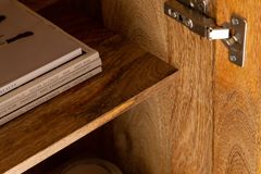 Massives Sideboard SCORPION 180cm braun Mangoholz aufwendige 3D Schnitzereien
