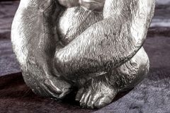 Runder Couchtisch WILDLIFE KONG 60cm silber Metall Glas Affenfigur Gorilla Skulptur handmade