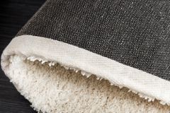 Design Teppich ORGANIC 180x120cm creme Hochflor Indoor-Teppich organische Form